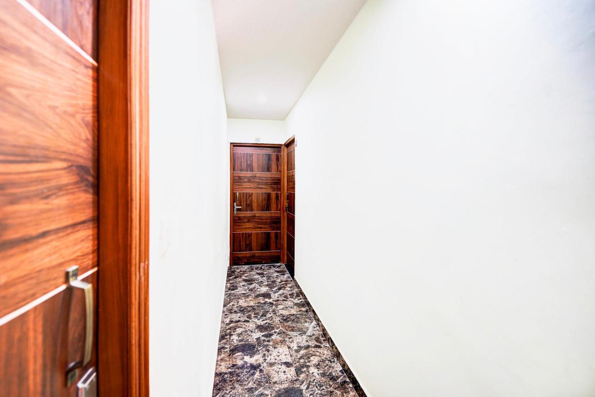 Hotel O Nova Resorts & Luxury Farm Raebareli Экстерьер фото